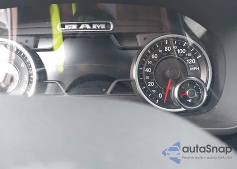 2021 Ram 1500 Big Horn 4X4 5'7 Box из США, поврежденный, VIN 1C6SRFFT1MN573301